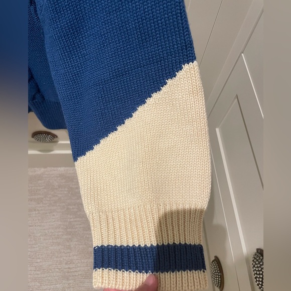 New Big Blue Cable Knit Sweater- S/M/ Blue - Picture 8 of 9